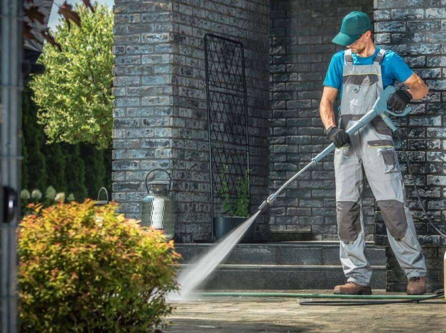 high-pressure-cleaning